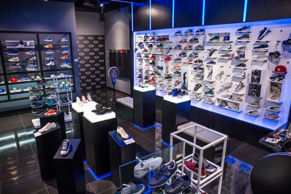 Fette Neueröffnung eines Sneaker Stores für seltene Schuhe in Dubai - The Social Foot