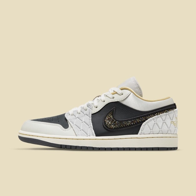 Schillernde, perlenbesetzte Swooshes zieren den neuen Air Jordan 1 Low