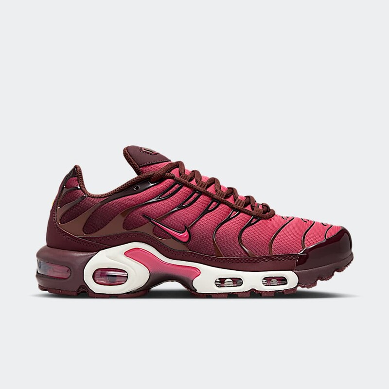 Air max plus bordeaux on sale