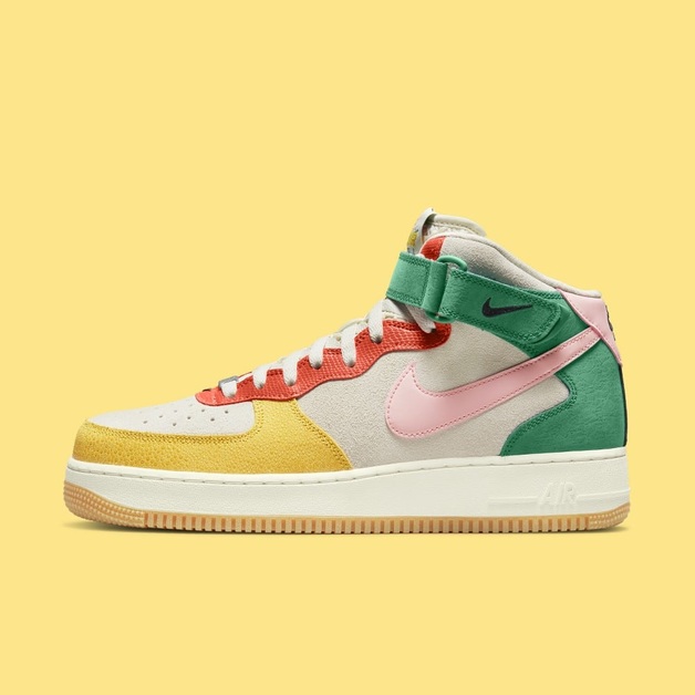 Frühlingshafte Farbtöne erscheinen auf dem neuen Nike Air Force 1 Mid „Coconut Milk“