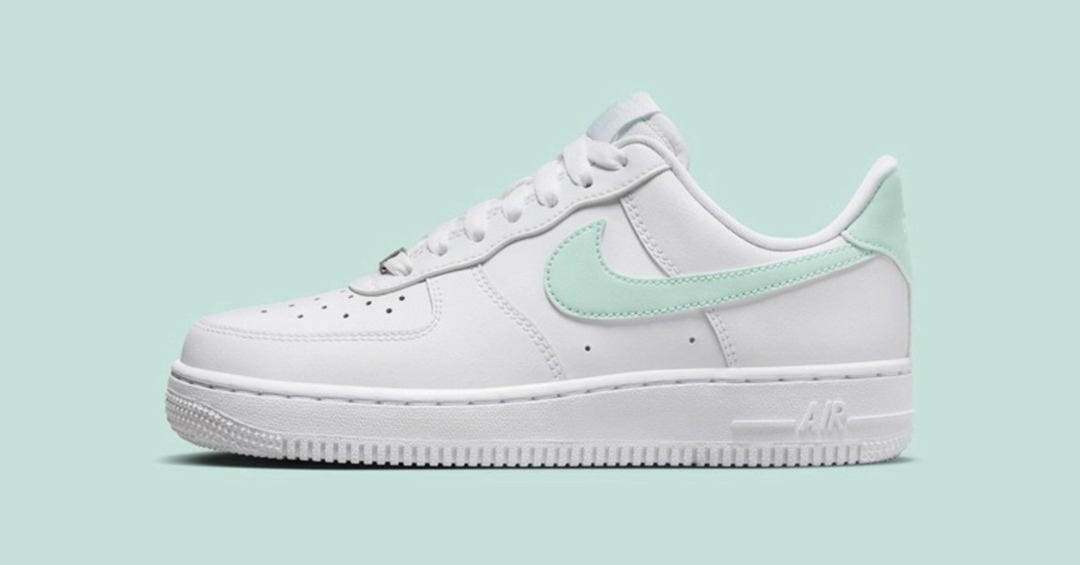Nike Air Force 1 Low "Jade Ice" - The Tiffany Look with White Upper