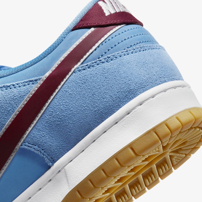 Nike SB Dunk Low Phillies | DQ4040-400