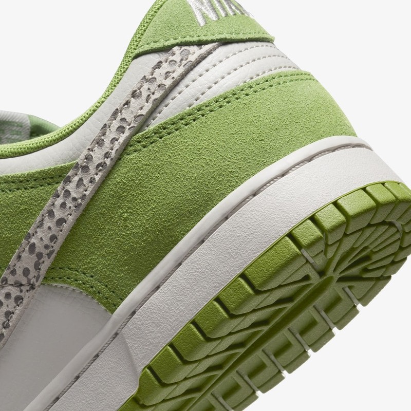 Nike Dunk Low Safari Swoosh Chlorophyll | DR0156-300