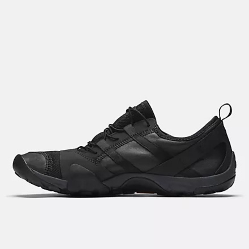 ISSEY MIYAKE x New Balance MT100V1 "Black" | MT10OIS