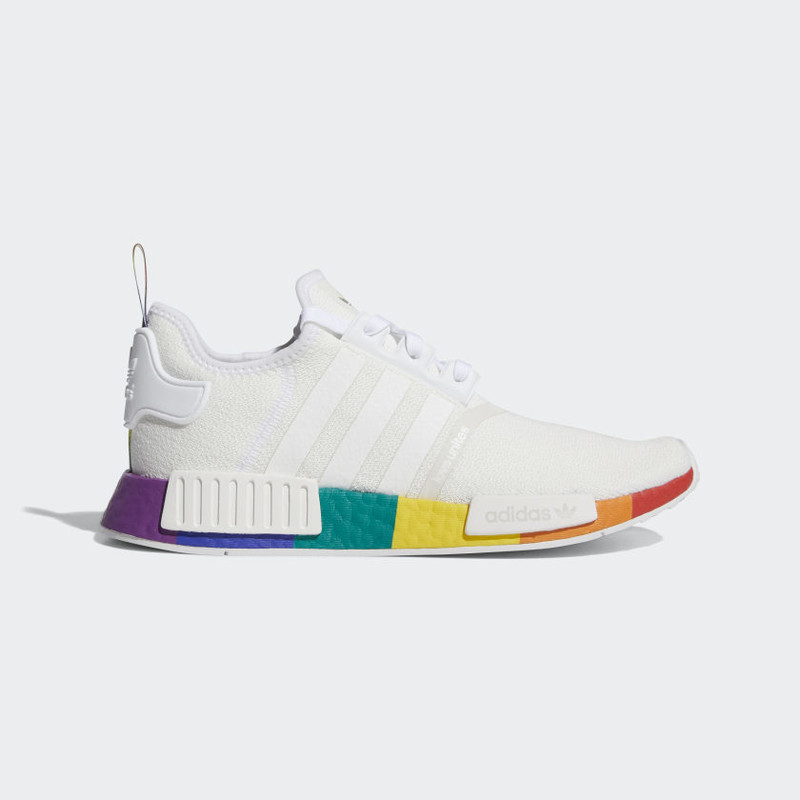 nmd r1 outlet