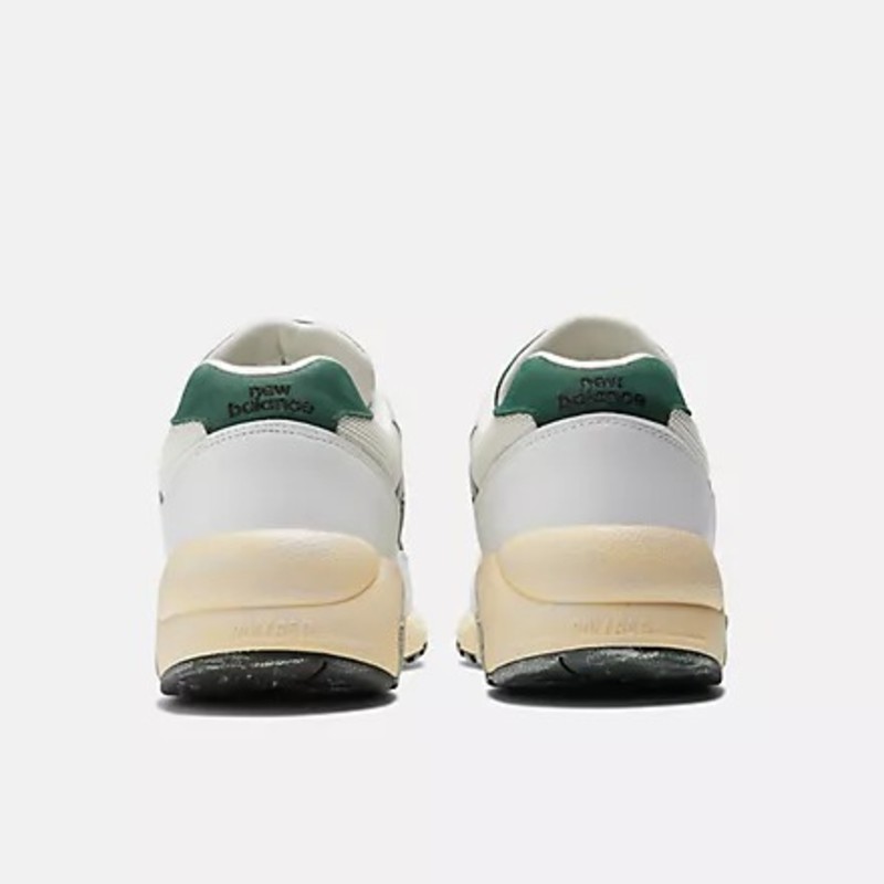 New Balance 580 White and Nightwatch Green | MT580RCA