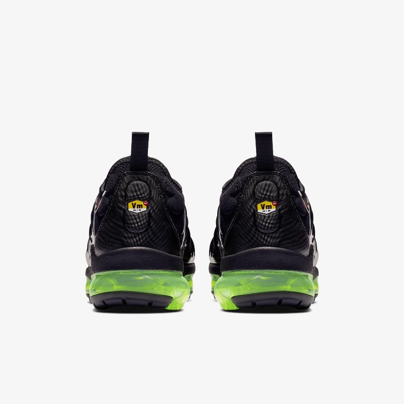 Nike Air Vapormax Plus Black Volt | 924453-015