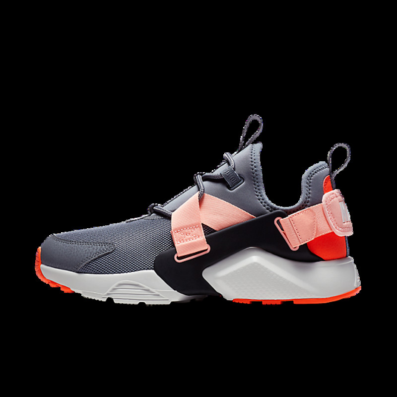 Womens nike air huarache best sale city low