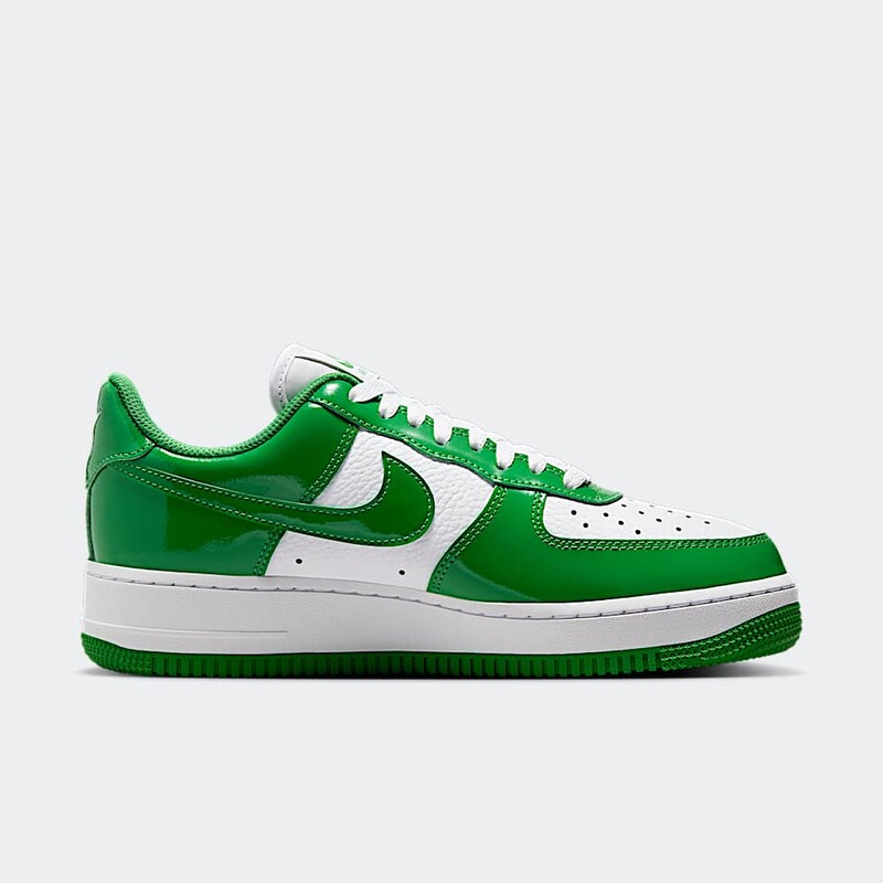 Nike Air Force 1 Low "Kelly Green" | FJ4801-300