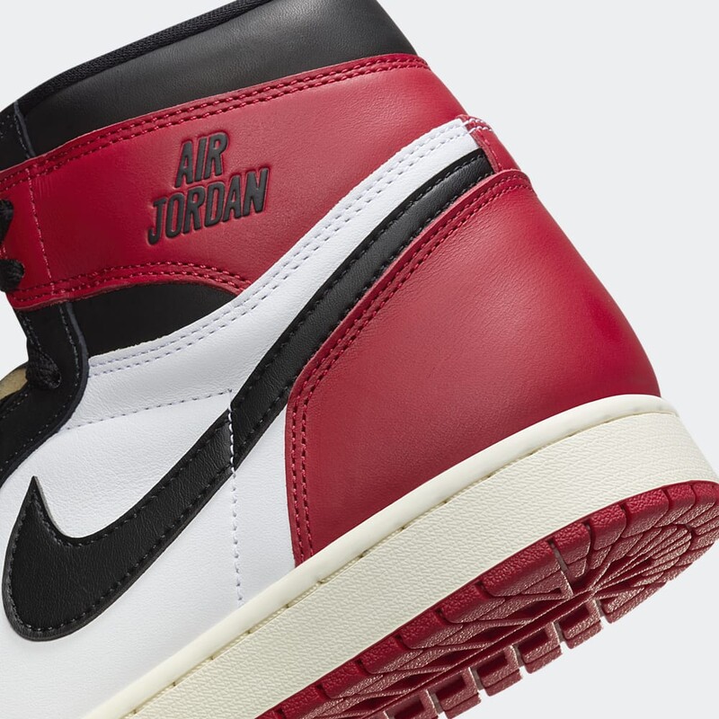 Aj1 red toe online