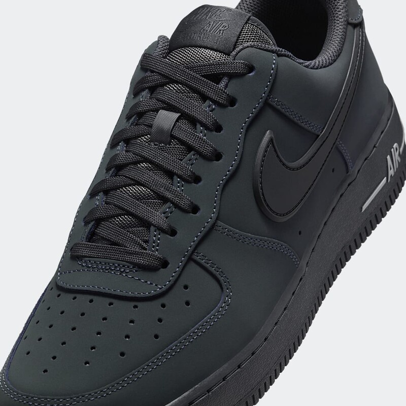 Nike Air Force 1 Low "Rubber Swoosh" | HV6223-002