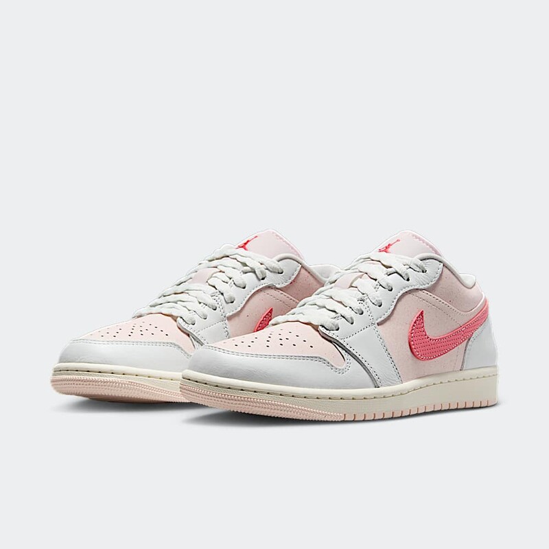 Air Jordan 1 Low "Strawberry Milkshake" | IB8156-133