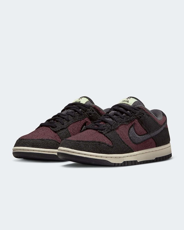 Nike Dunk Low Burgundy Fleece | DQ7579-600