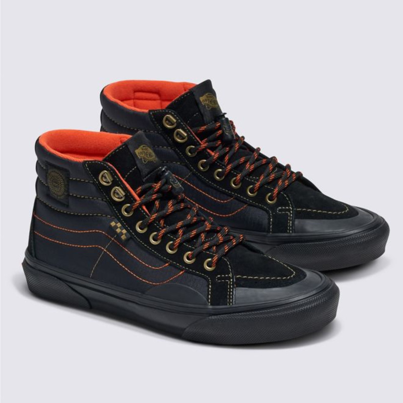 vans bianca Sixty Sixers varsity jacket in black X Spitfire Wheels | VN000D1EBFM