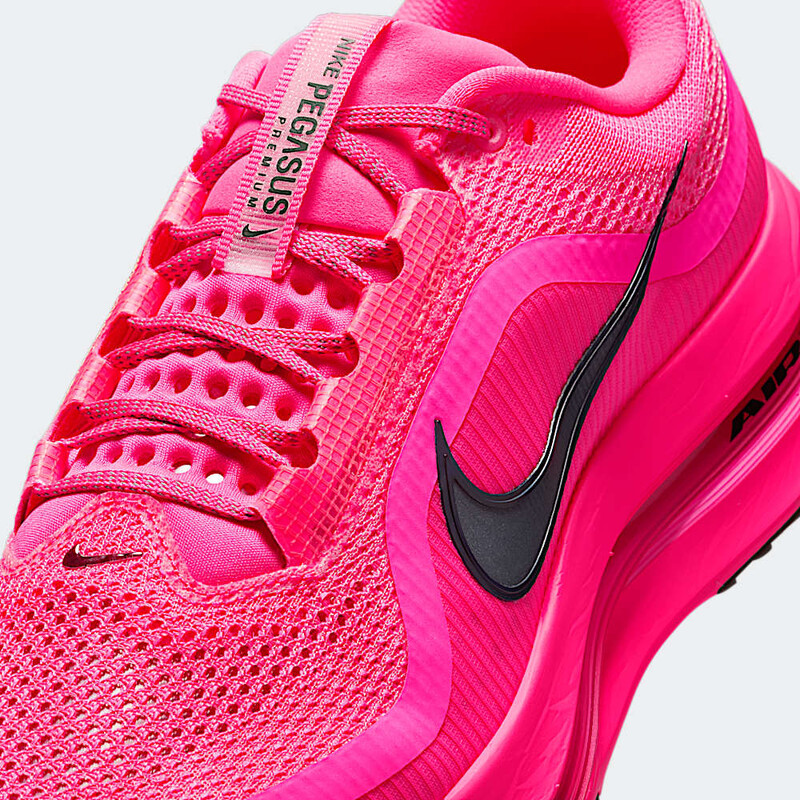 Nike Pegasus Premium "Hyper Pink" | HQ2592-600