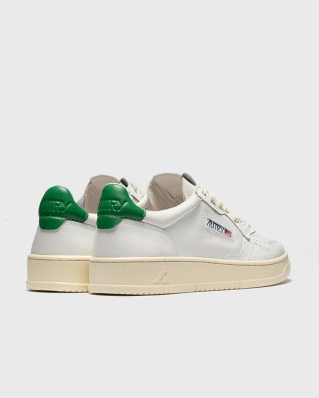 Autry Medalist Low "White/Green" | AULMLL20