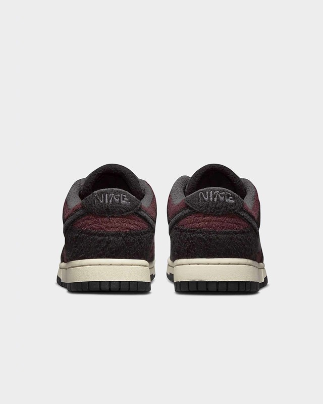 Nike Dunk Low Burgundy Fleece | DQ7579-600