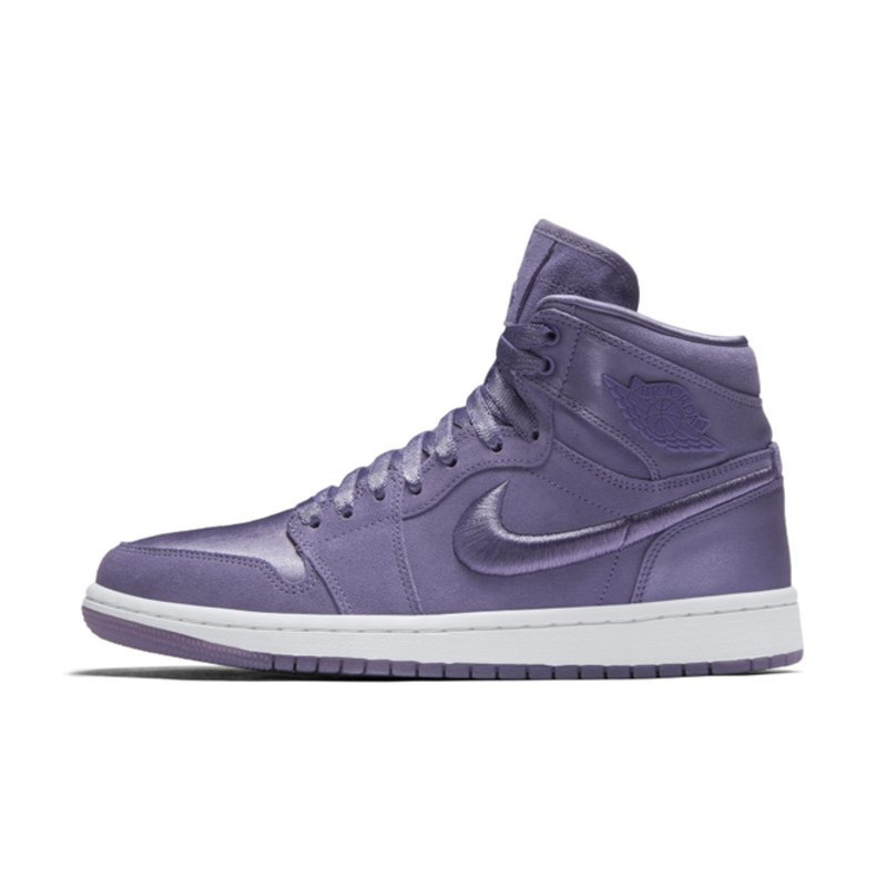 Air Jordan 1 Retro High | AO1847-540