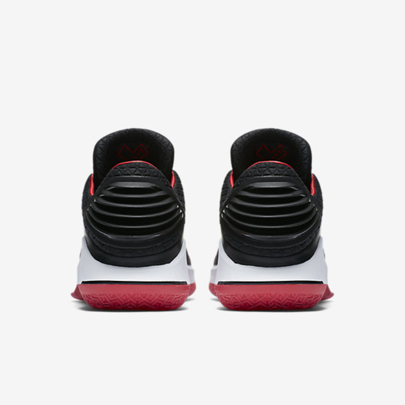 Air Jordan 32 Low Banned | AA1256-001