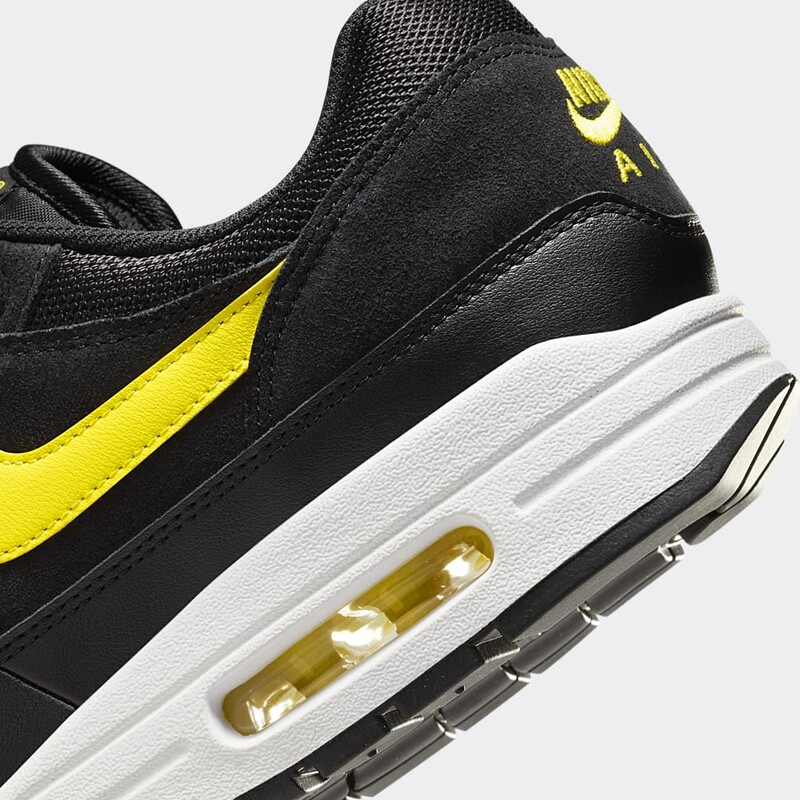 Nike air max 1 black yellow best sale