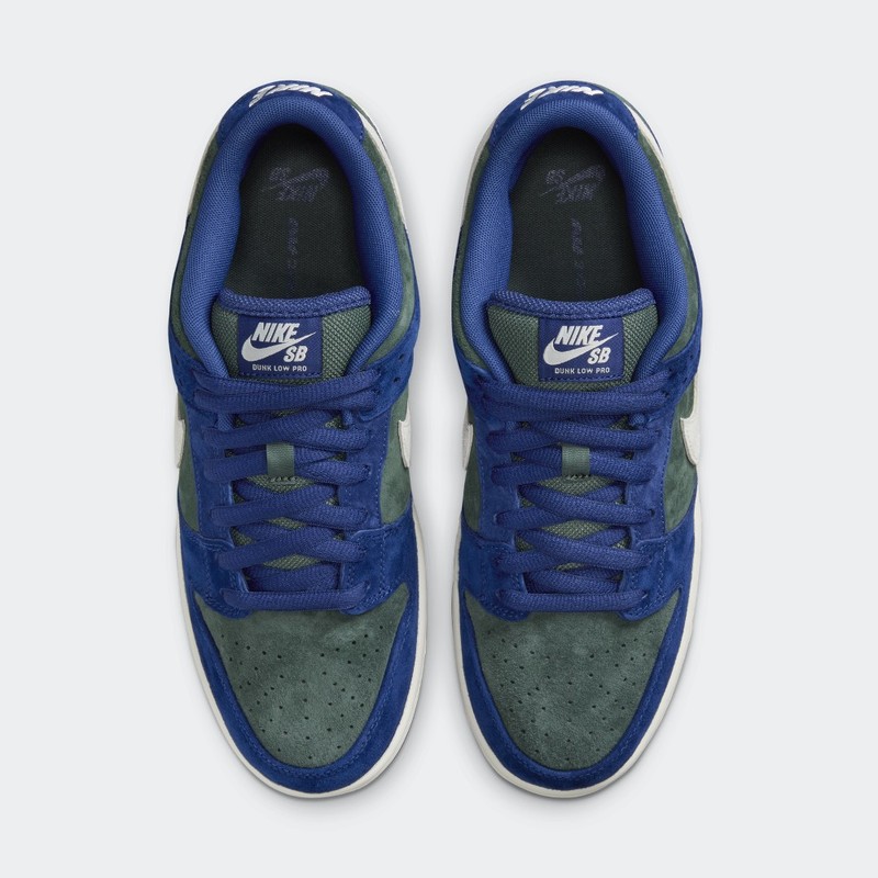 Nike SB Dunk Low "Deep Royal Blue" | HF3704-400