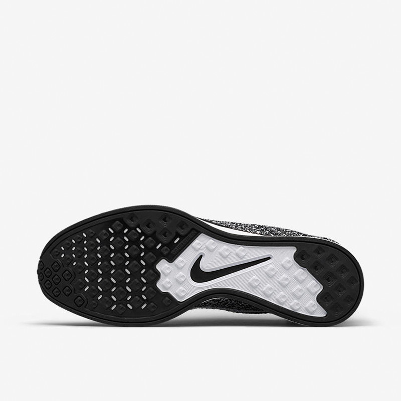 Nike Flyknit Racer Cookies and Cream | 526628-012