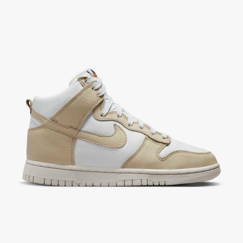 Nike Dunk High LX Team Gold | DX3452-700