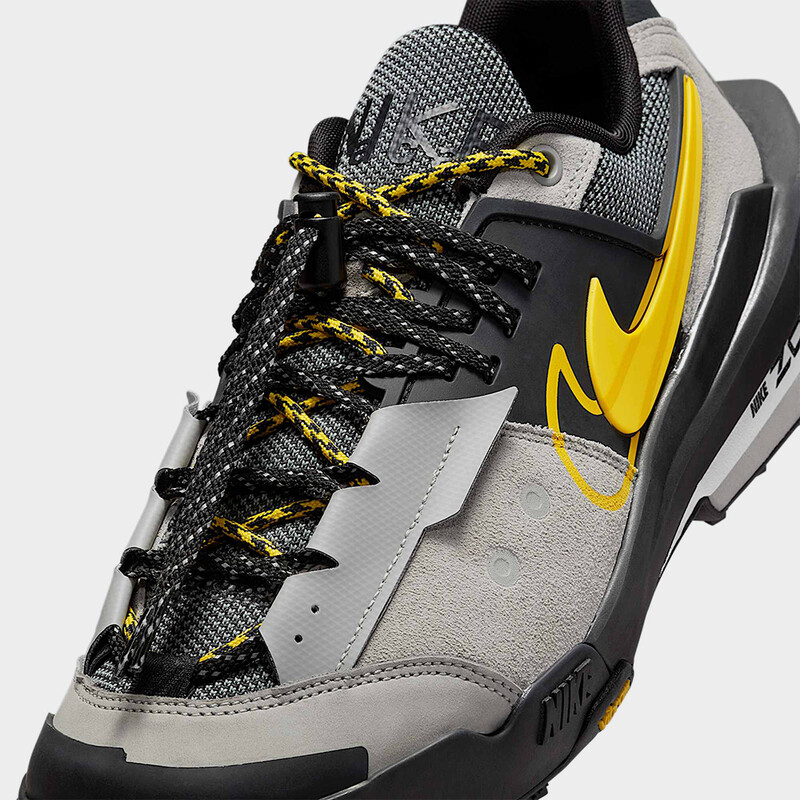 sacai x Nike Zegamadome SP "Matte Silver" | HQ8618-002