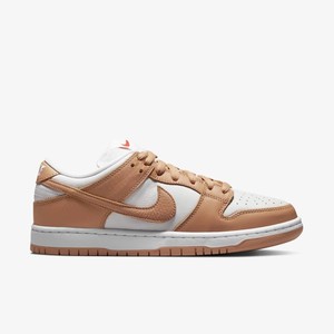 Nike SB Dunk Low Light Cognac | DM8998-200