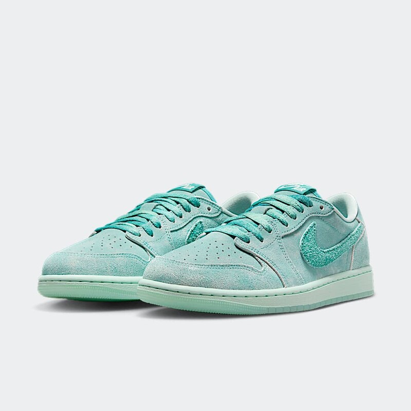 Air Jordan 1 Low OG "Washed Teal" | HQ8111-300