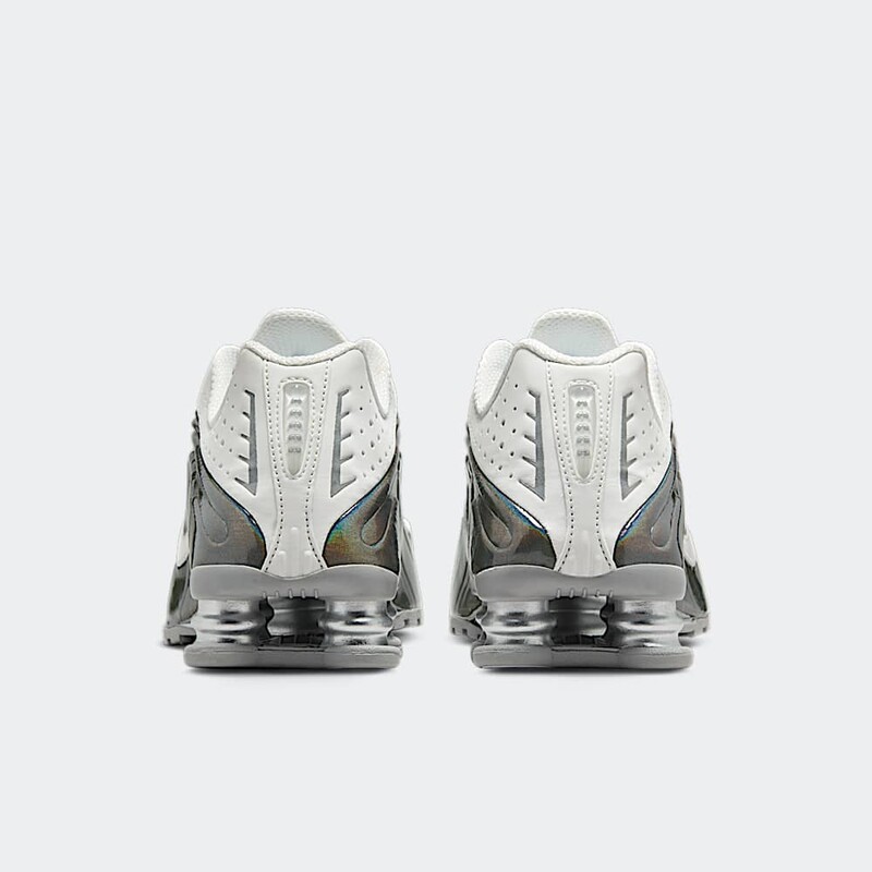 Nike Shox R4 "White Iridescent" | IB7703-100