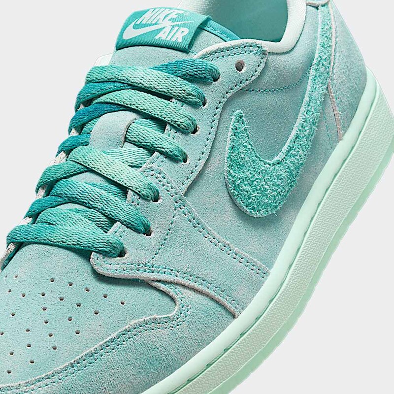 Air Jordan 1 Low OG "Washed Teal" | HQ8111-300