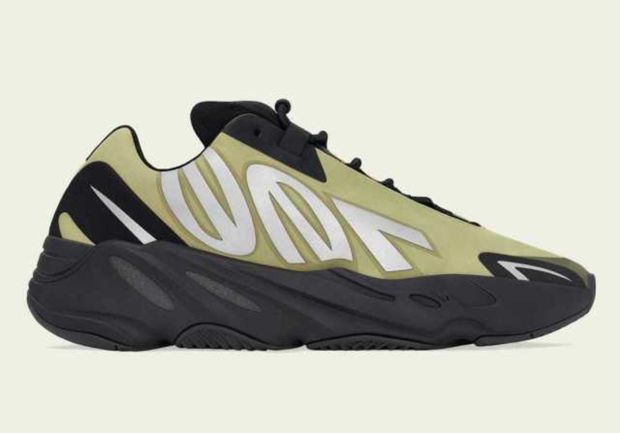 adidas Yeezy Boost 700 MNVN „Resin“ für Februar 2022 geplant