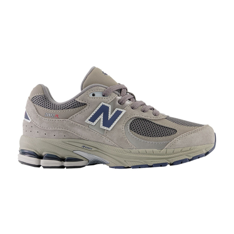 New Balance 2002New balance gs327sr; | GC2002R0