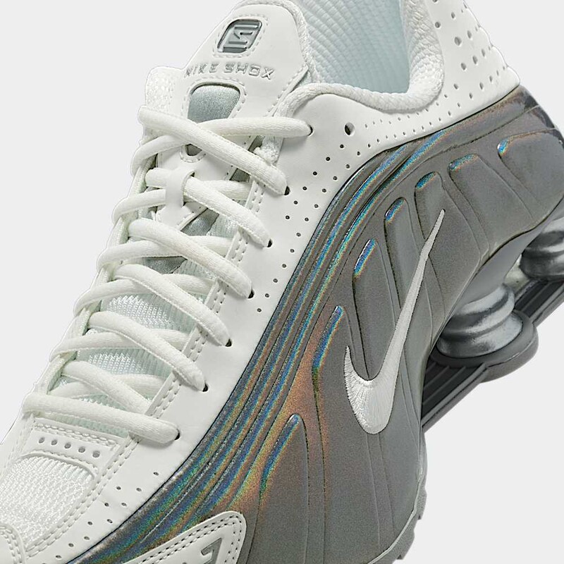 Nike Shox R4 "White Iridescent" | IB7703-100