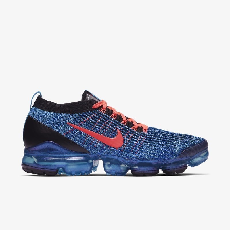 vapormax blue red gold