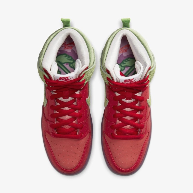 Nike SB Dunk High Strawberry Cough | CW7093-600