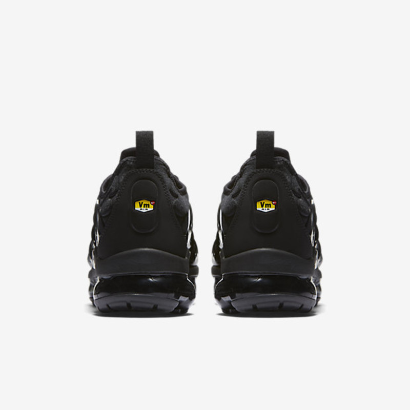 Nike Air Vapormax Plus Triple Black | 924453-004