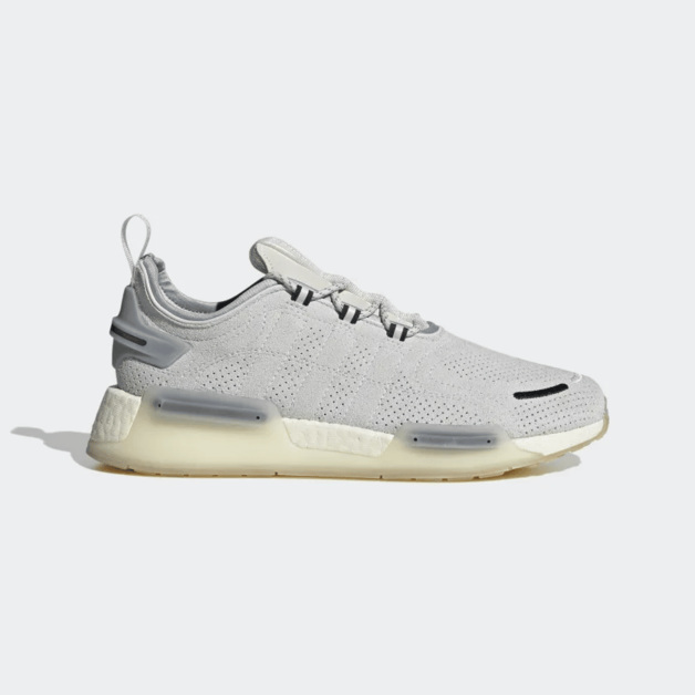 Shoppe den neusten adidas NMD V3 „Grey One“ mit lasergeschnittenem Upper