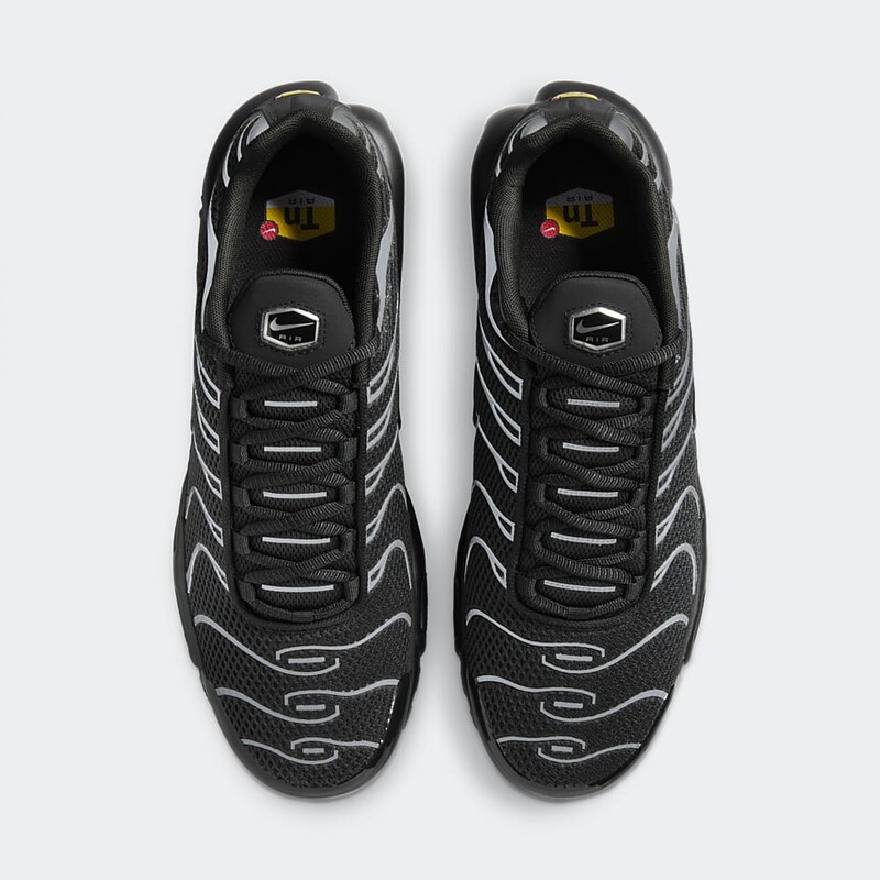 Nike Air Max Plus PRM "Reflective Black" | HQ3029-001