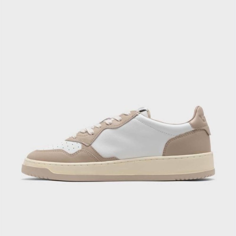 Autry Medalist Low "White/Beige" | AULMWB51