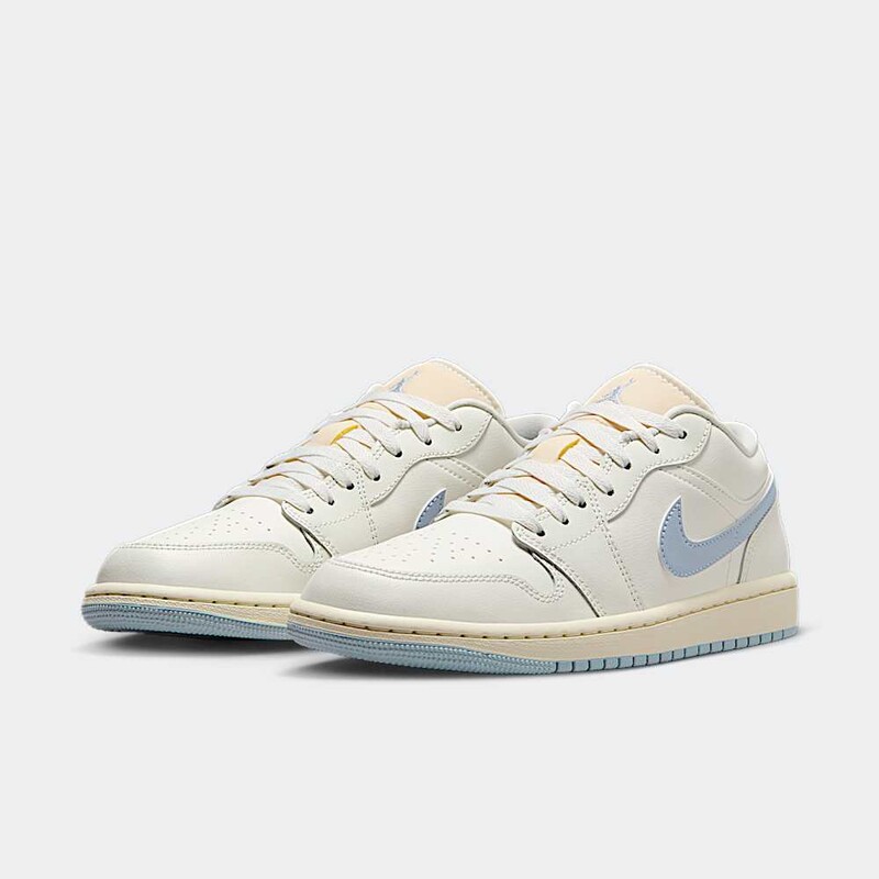 Air Jordan 1 Low "Ghost" | DC0774-106