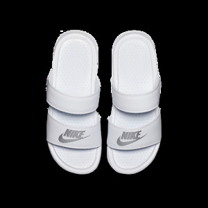 Nike Wmns Benassi Duo Ultra Slide White/ Metallic Silver | 819717100