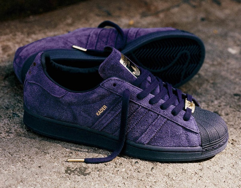 „Es gibt nicht allzu viele lila Schuhe auf dem Markt“, sagt Kader Sylla zu seinem adidas Superstar