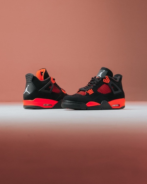 NIKE AIR JORDAN RETRO 4 (RED THUNDER)