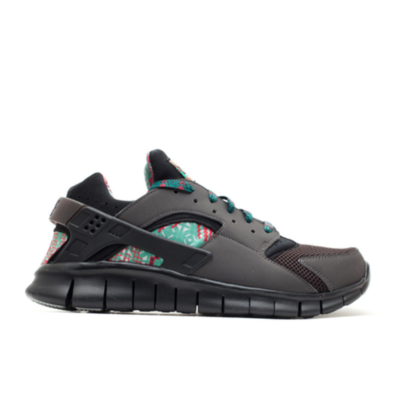 Nike huarache free 2012 black history on sale month