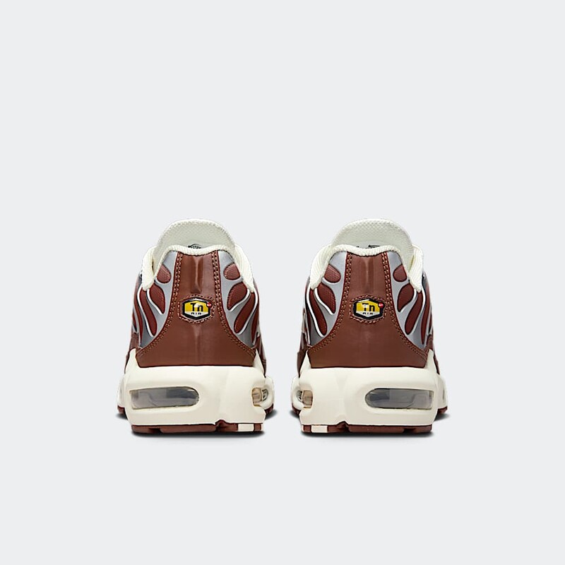 Nike Air Max Plus "Dark Pony" | II7637-200