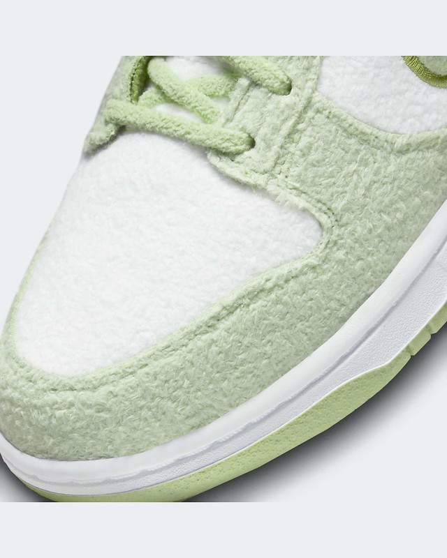 Nike Dunk Low Green Fleece | DQ7579-300