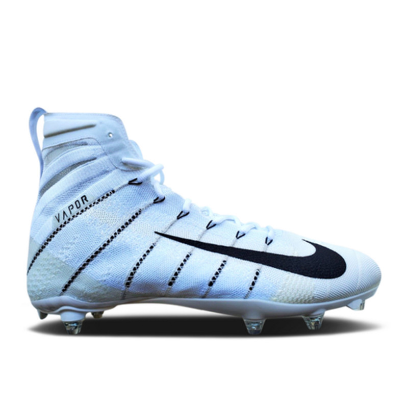 Nike Vapor Untouchable 3 Elite Football Cleat