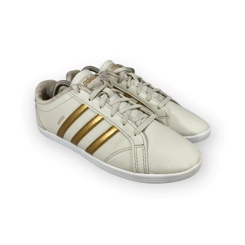 Adidas shop coneo white